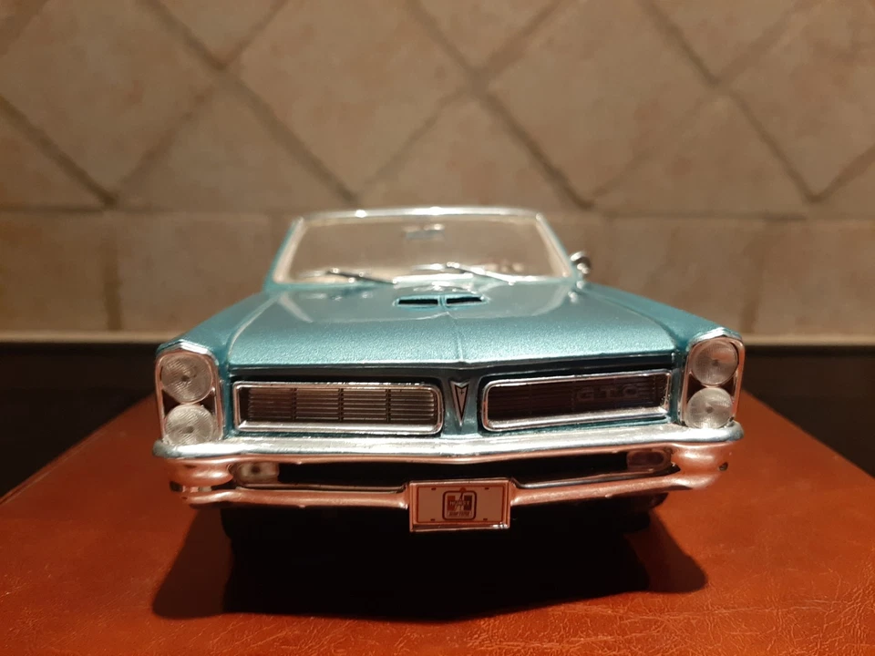 1/18 Pontiac GTO Cabriolet Maisto ORIGINALE - Immagine 1 di 4