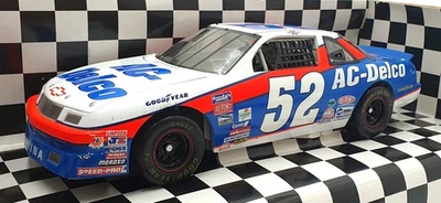 Ertl 1/18 Scale Diecast 7587 - Chevrolet Lumina AC-Delco #52 K.Schrader - Image 1 of 4