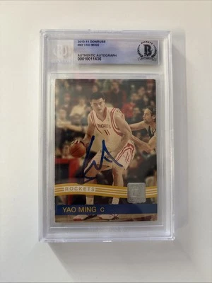 Yao Ming Signed 2010-11 Panini Donruss #83 Beckett Slabbed Auto Rockets FC - Image 1 of 2