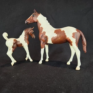 Breyer Chestnut Pinto Horse and Foal 62006 - Picture 1 of 17