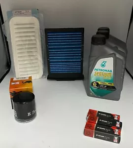 KIT TAGLIANDO 3 FILTRI 3 LT PETRONAS 10W40 E CANDELE TOYOTA AYGO 1.0 BENZINA - Foto 1 di 1