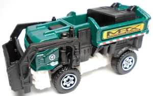 2015 MATCHBOX GARBAGE GULPER SANITATION SERVICES GREEN 1:64 DIECAST 2 7/8" TRUCK - Picture 1 of 6