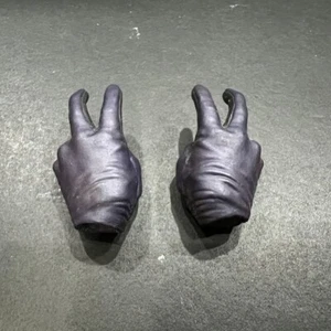Hot Toys Mms218 Batman (1966) Hands 1/6 Scale Accessories - Picture 1 of 2