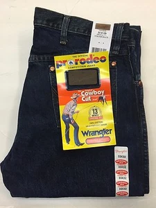 Jean oscuro para hombre Wrangler® Cowboy Cut® ajuste original usado 13MWZWD - Imagen 1 de 5