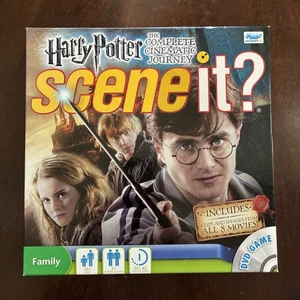 Scene it? Harry Potter The Complete Cinematic Journey Game 100% COMPLETE (G2) - Picture 1 of 7