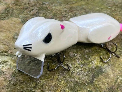 Isca de natação personalizada - rato branco - Imagem 1 de 4