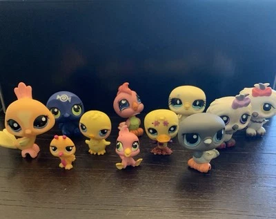 🦅Littlest Pet Shop Lote de 11 aves diferentes. 8 figuras regulares y 3 mini. Hasbro Foto 1 de 3
