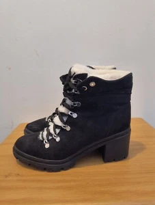 Jelly Pop Combat Boots Black Size 9M Lug Heeled Sole, Faux Sherpa Fur Lining - Picture 1 of 11