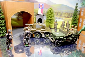 American Jeep+crew+Crescent Saldin+5 solid lead+10britains commandoes+unique box - Picture 1 of 13