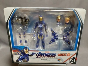 MAFEX No.184 MAFEX IRON MAN Rescue Suit Avengers (ENDGAME Ver.) NEW - Picture 1 of 4