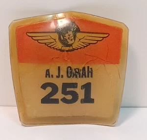 VINTAGE RARE DOUGLAS AIRCRAFT WW2 EMPLOYEE BADGE SANTA MONICA CA JRTr13 - Picture 1 of 4