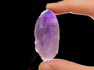 AMATISTA Cristal Crudo - Piedra de Nacimiento, Regalo Único, Decoración del Hogar, Decoración Boho, 46766 - Imagen 1 de 5