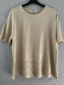 Ladies Large Short Sleeved Jumper From New Jersey In Beige  - Picture 1 of 6