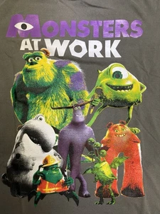 Monster Inc At Work Modern Boot AOP graues T-Shirt - Größe L - Bild 1 von 7