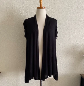 AB Studio M offene Strickjacke schwarz Stretch Viskose gerafft kurze Ärmel Wasserfall gebraucht, in einwandfreiem Zustand - Bild 1 von 12