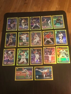 2024 Topps Update Yellow Rainbow Foil Lot (Hanger Exclusive Parallel 17 cards) - Image 1 of 4