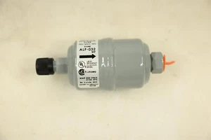 Alco Controls ALF-032 MF Liquid Line Filter Inlet: 1/4" SAE M Outlet: 1/4" SAE F - Picture 1 of 6