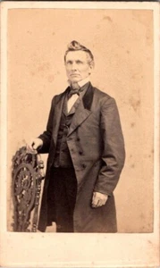 Young Gentleman, Pointed Hair, Civil War Era Fashion, c1860s, CDV Photo, #3861 - Picture 1 of 2