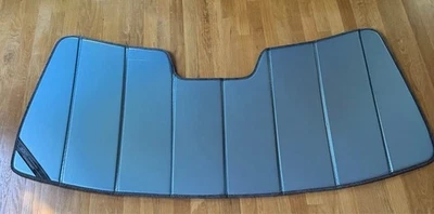 Parasol Covercraft personalizado para Toyota Tundra 22-24/23-24 Sequoia Foto 1 de 4