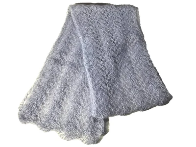 Cachecol de malha manual com miçangas. - Imagem 1 de 4