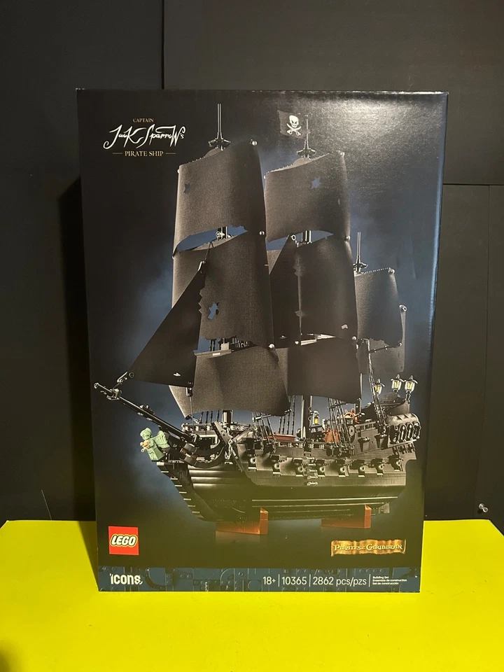 Lego Capitán Jack Sparrow's Black Pearl Barco Pirata 10365 ¡Nuevo en mano!! Foto 1 de 4