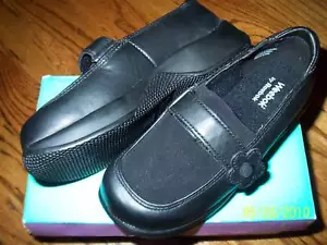 Weebok by Reebok "Bella" Black Dress Shoes Girls Size 5.5, 6 New in Box - Picture 1 of 1