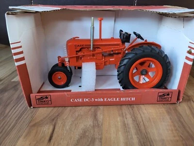 Case DC-3 With Eagle Hitch 1:16 Scale Die-Cast Tractor - Image 1 of 4