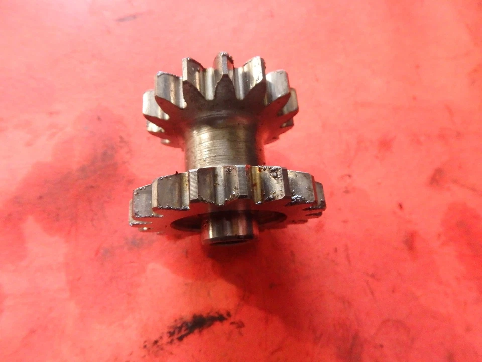 Suzuki GSXR 600 Off 2002 GSXR600 starter gear  - Image 1 of 1