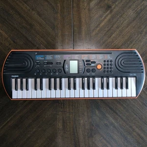 Casio Mini Personal Keyboard 44 key Black & Orange Electronic Keyboard SA-76 - Picture 1 of 12