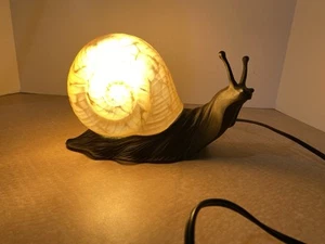 Vintage 1997  Tin Chi Snail Lamp - Picture 1 of 8