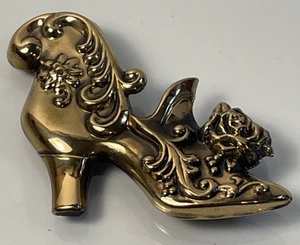 Vintage goldfarbene Schuhbrosche Rokoko Blumen viktorianischer Stil Anstecknadel 2,25" x 1,75" - Bild 1 von 20