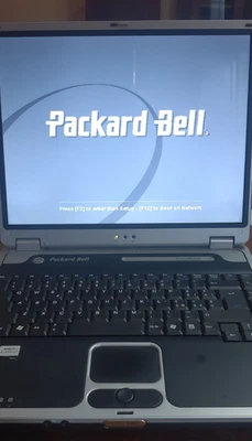 Notebook Packard Bell EasyNote MIT-LYN01  AMD Athlon XP-M2600+ 1.99Ghz - Immagine 1 di 4