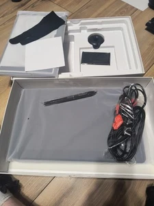 Tablet graficzny Huion Kamvas 13, czarny GS1331 + stojak i kable USBC - Zdjęcie 1 z 11