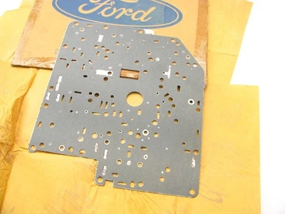 Placa separadora de transmisión Ford F5DZ-7Z490-A 1994-1995 Taurus Sable AX4N 3,0 L Foto 1 de 3