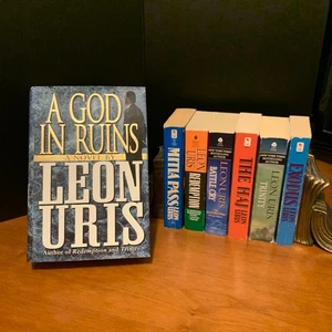 Leon Uris 7 Book Lot: A God in Ruins, Mitla Pass, Redemption, Battle Cry, Haj ++ - Foto 1 di 7