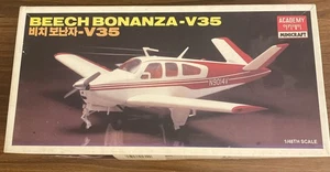 Academy Minicraft 1/48 Beech Beechcraft Bonanza - V35 1960s Civil Airplane Open - Bild 1 von 4