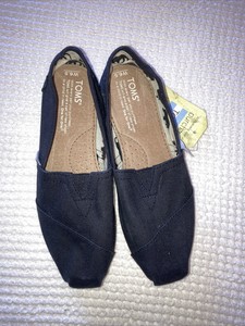 toms wide width womens shoes