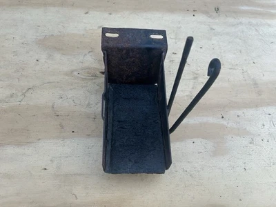 96 Arctic Cat Zr 580 Efi Battery Tray some surface rust  - Image 1 of 4