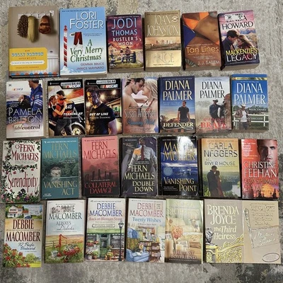 LOT of 27 Contemporary Romance Books Debbie Macomber Fern Michaels Diana Palmer - Image 1 of 4