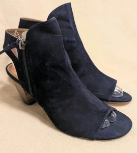 Adrienne Vittadini Blue Suede Women's Ankle Bootie Size 9.5 N47 - Picture 1 of 6