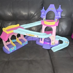 FISHER PRICE Little People Disney Princess Klip Klop Castle Stable WORKS! - Picture 1 of 16