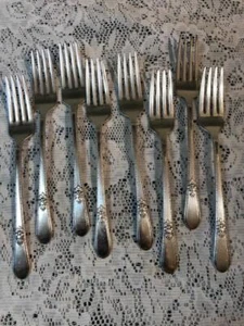 1847 ROGERS ADORATION 1939 SILVERPLATE DINNER FORKS - Picture 1 of 1