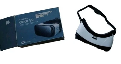 Samsung SM-R322 VR Headset White Oculus Virtual Note5/S6 edge+/S6/S6 edge/S7/S7 - Image 1 of 4