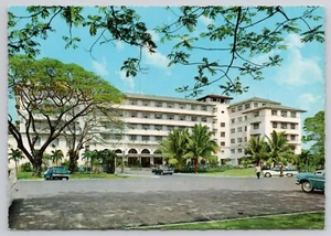AK Philippinen Manila Hotel alte Autos Parkplatz Continental 4x6 - Bild 1 von 2