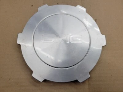 GMC OEM 2004 2005 2006 Sierra 1500 Yukon 1500 Denali Center Hub Cap 9594521 - Image 1 of 3