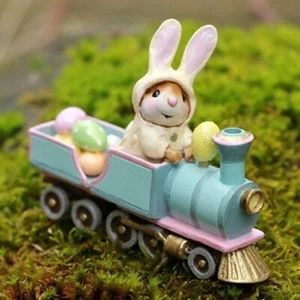 Wee Forest Folk Edición Limitada M-744b Hop Aboard Train, Tren de Pascua - Imagen 1 de 3