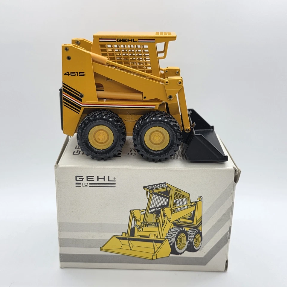 Gehl 4615 Skid-Steer Loader NZG 1:25 Scale Diecast Model - Image 1 of 4