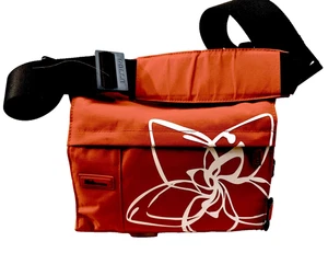 Bolso para cámara Golla Generation SLR rojo con compartimento acolchado, correa para el hombro - Imagen 1 de 9