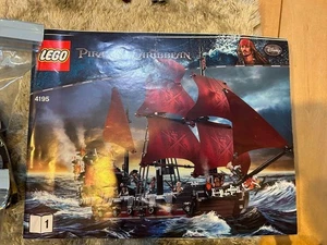 LEGO Piratas del Caribe: 4195 Queen Anne's Revenge caja sin abrir envío gratuito de JP - Imagen 1 de 10