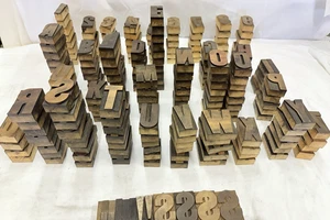 Antique Hamilton Letterpress Wood Type Letters Numbers Punct - Picture 1 of 12